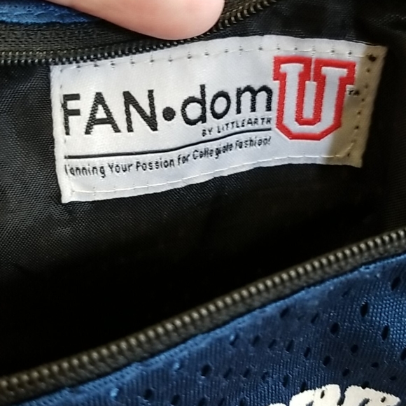 WV 💙💛 MOUNTAINEER POUCH PURSE - Picture 6 of 7